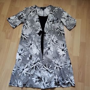 Perceptions size 10p black & white jacket dress